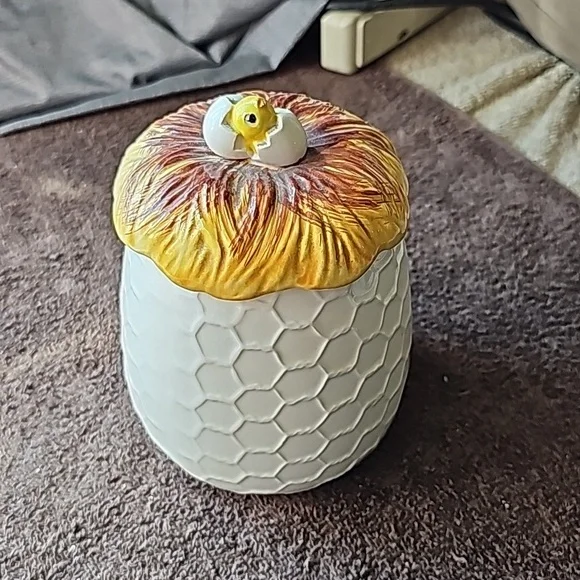 Vintage single chicken decanter